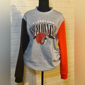 Men’s M Cleveland Browns sweatshirt